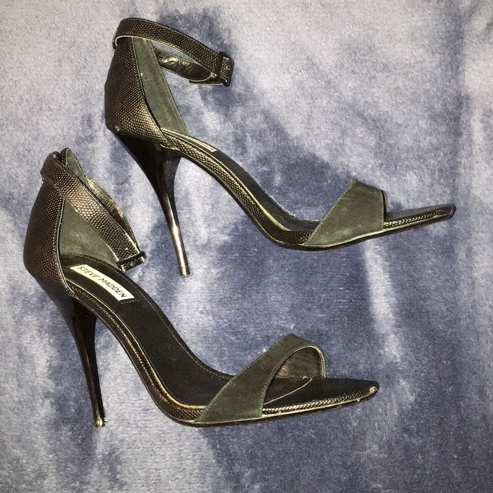 Steve Madden strappy black heels